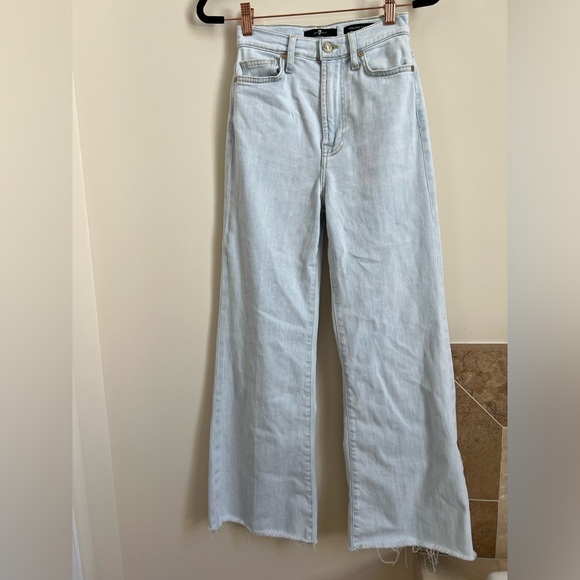 7 For All Mankind Ultra High Rise Cropped Jo Jean - Picture 3 of 11